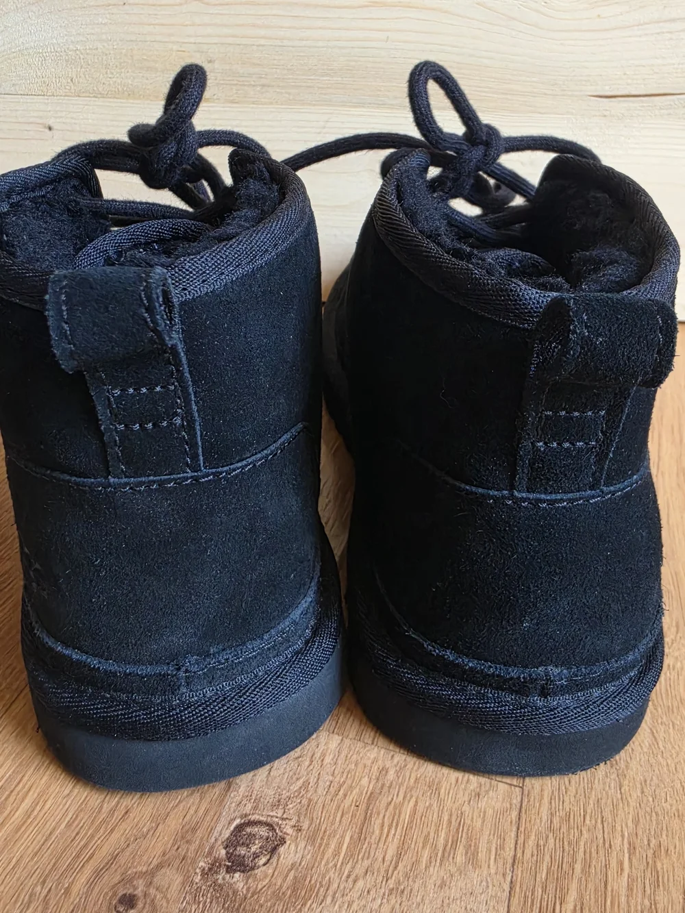 UGG Men’s Black Suede Chukka Boot